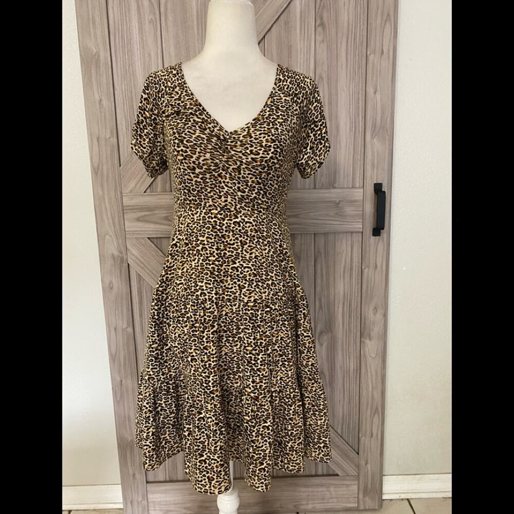 NWT Le Lis Animal print short sleeve mini dress